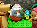 Маша и Медведь мультфильм. Маша открывает Киндер Сюрприз Фиксики