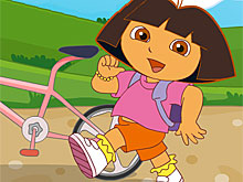 Даша на велосипеде